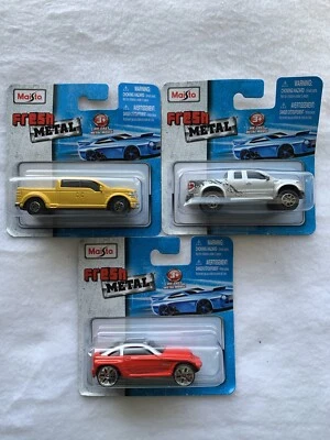Lote de 3 vehículos Ford fundido a presión de metal fresco Maisto Foto 1 de 4