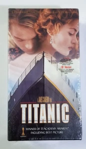 New Titanic Movie Box Set VHS Sealed Leonardo DiCaprio Kate Winslet - Imagen 1 de 5