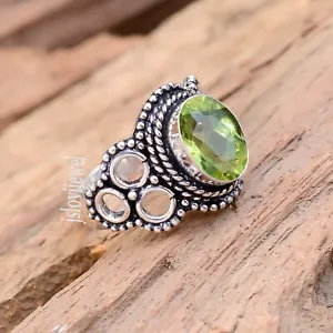Faceted Peridot Gemstone 925 Sterling Silver New Looking Ring Fashion Jewelry - Picture 1 of 6