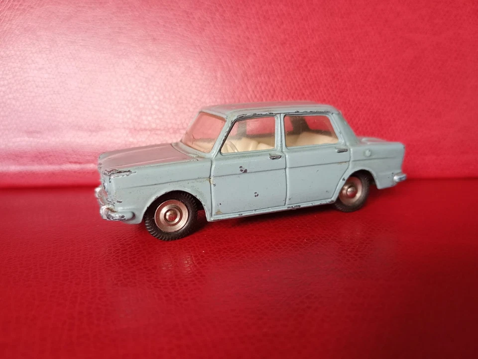 DINKY TOYS  ART.519 1/43 "SIMCA 1000" BOX ORIGINALE - Immagine 1 di 4