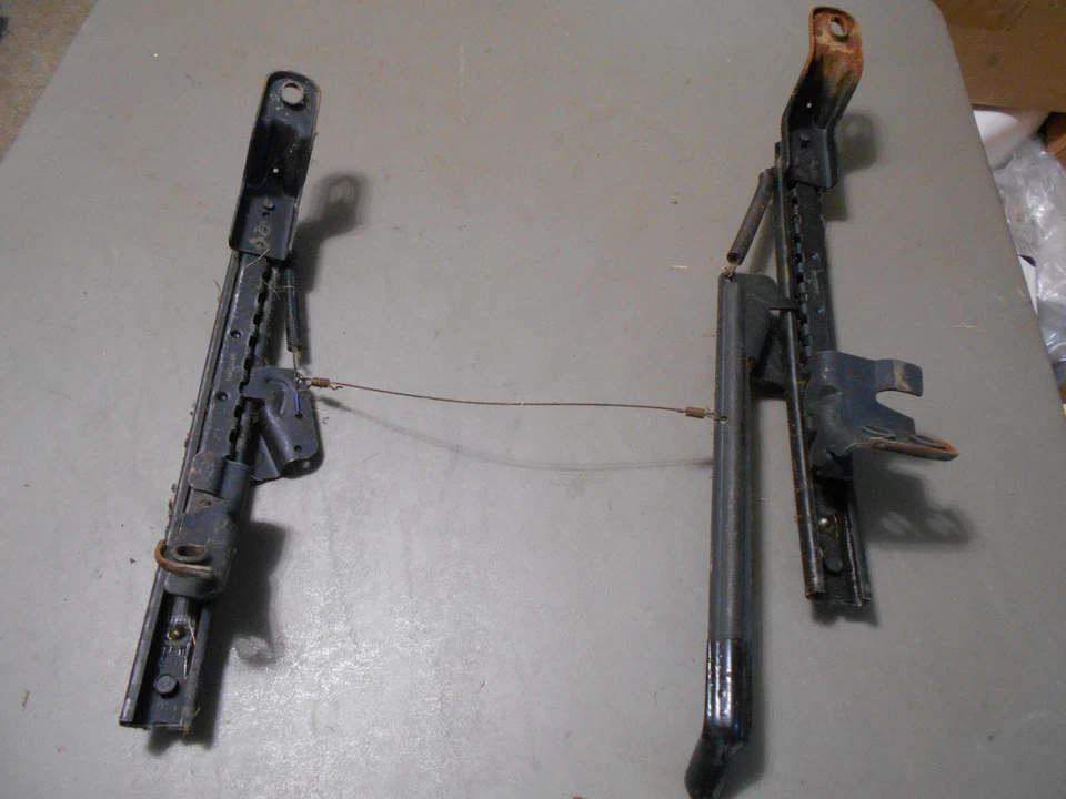 90 1990 Dodge Dynasty LH - Drivers Side Front Manual Control Seat Tracks Set - Image 1 of 4