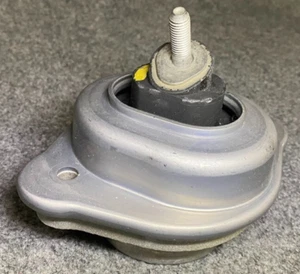 Right Engine Mount - 22-11-3-421-296-01 - For BMW X3 2004-2010 - Picture 1 of 10