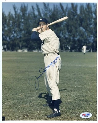 Joe DiMaggio Autographed 8x10 Photo PSA/DNA New York Yankees - Image 1 of 2