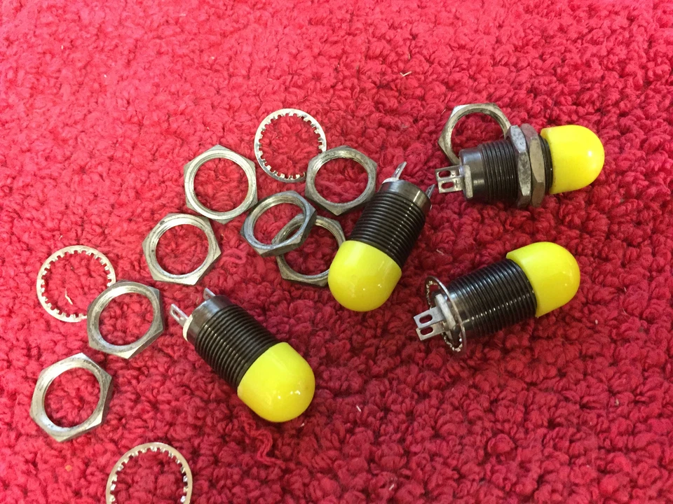 924-404 X-410YT LITTELFUSE желтый пилот света 4 шт. - Изображение 1 из 1