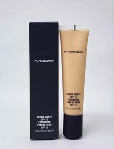 MAC Studio Sculpt Foundation SPF 15 (NC15)(40ml/1.3 fl oz) NEW - Picture 1 of 1