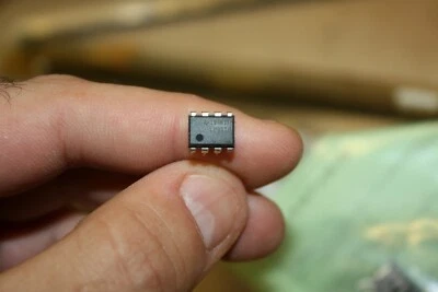 LP311P Texas Instruments Tel Comparator Analog Differential DIP8 - 2 Pcs (B3) - Image 1 of 4