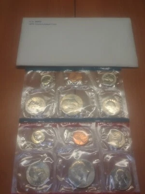 1979 US Mint Set Uncirculated 12 Coin Set Philadelphia & Denver P & D - Image 1 of 4