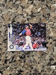 2020 Topps Update U-9 Ken Griffey Jr. Seattle Mariners ~ Very Nice Card 💯 - Picture 1 of 2