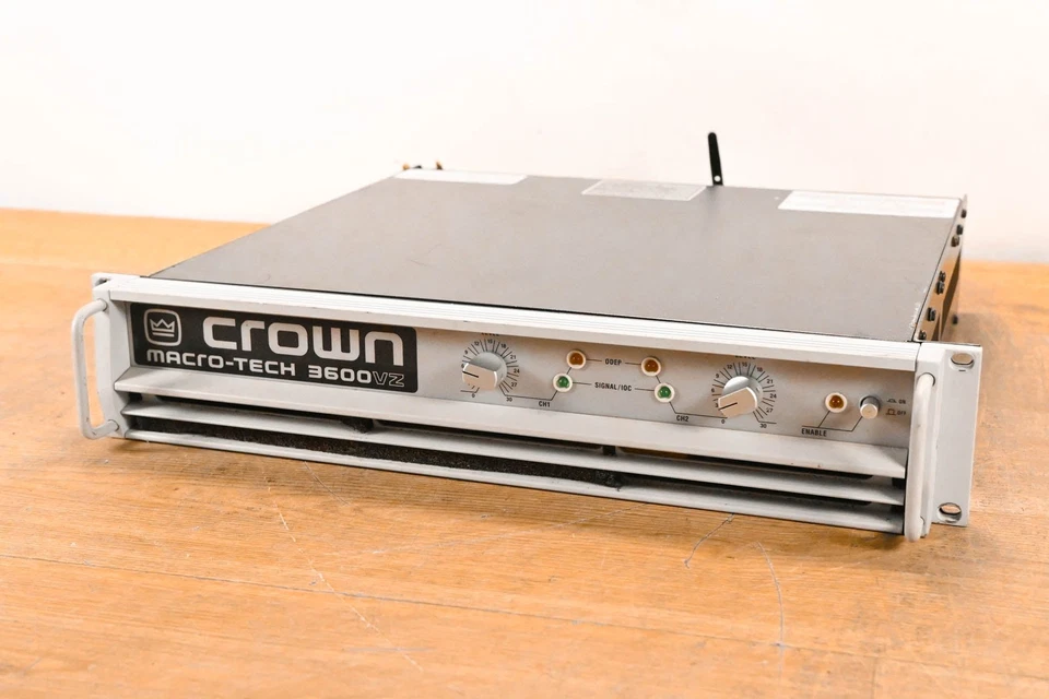 Crown Macro-Tech 3600VZ 2-Channel Power Amplifier CG01UKA - Image 1 of 4