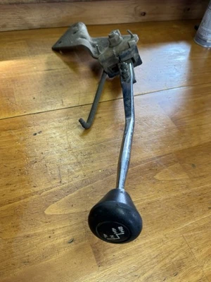 1981-90 DODGE D150 D250 RAMCHARGER 4 WHEEL DRIVE 4x4 TRANSFER CASE SHIFTER NP208 - Изображение 1 из 4