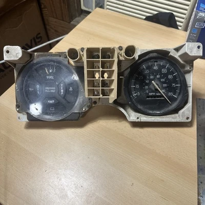 1983 - 1988 Ford Ranger Bronco II? Непроверенная приборная панель приборная панель  - Изображение 1 из 4