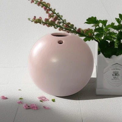 Jarrón Ikea Redondo Bud Ball Mini Ikebana Gradvis Rubor Rosa Cerámica Geométrico Mod Foto 1 de 4