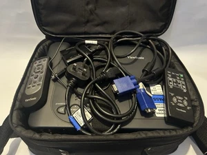 ViewSonic PJ656 Projector - XGA Portable Projector With Case Remotes Cables - Picture 1 of 16