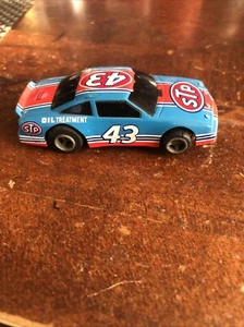 Life Like Stp 43 Nascar Auto World tyco ho slot cars slot cars funciona - Imagen 1 de 6