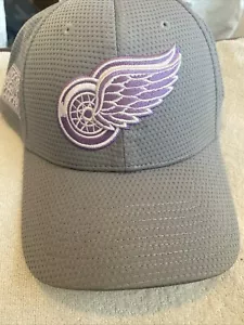 Cappello Detroit Red Wings flessibile regolabile per NHL Hockey Cap ML - Foto 1 di 5