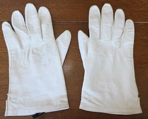 White Kid Leather Gloves Woman 7 1/2 Made In France 1960's Vintage - Picture 1 of 11