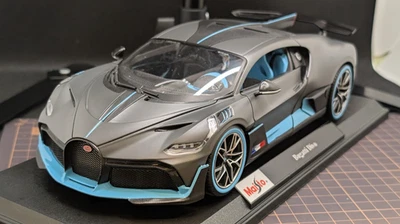 Maisto 1/18 Bugatti Divo Diecast Modelo Coche Gris Azul Exhibición Coleccionable Foto 1 de 4