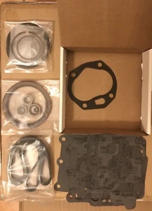 Kit de junta y sello convertidor de par Clark para la serie HR28000 - Imagen 1 de 8