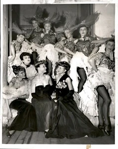 LG932 1952 Original Photo GAY NINETIES Pretty Women CANCAN DANCERS IN PARIS - Picture 1 of 2