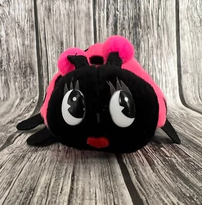 Rosa San Valentín Ladybug Corazón Peluche Animal Pestañas Corazón Boca De Colección Raro Foto 1 de 4