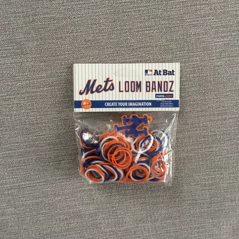 NY Mets Loom Bandz Bracelet Assembly Kit NWT Sealed Cover