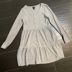 Art Class Ribbed, Long Sleeved Dress in Gray Size M ( 7/8) Holiday Fun - Picture 1 of 3