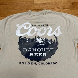 Camisa de Cerveza Coors Pequeña Beige Tostado Banquete Cerveza Dorado Colorado - Imagen 1 de 5