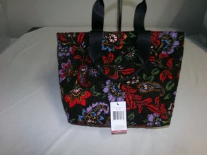 Vera Bradley Essentials Lunch Bag Venetian Paislet NWT - Picture 1 of 3