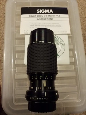 Sigma zoom lens Pentax PK fit 70 - 210 mm - Image 1 of 4