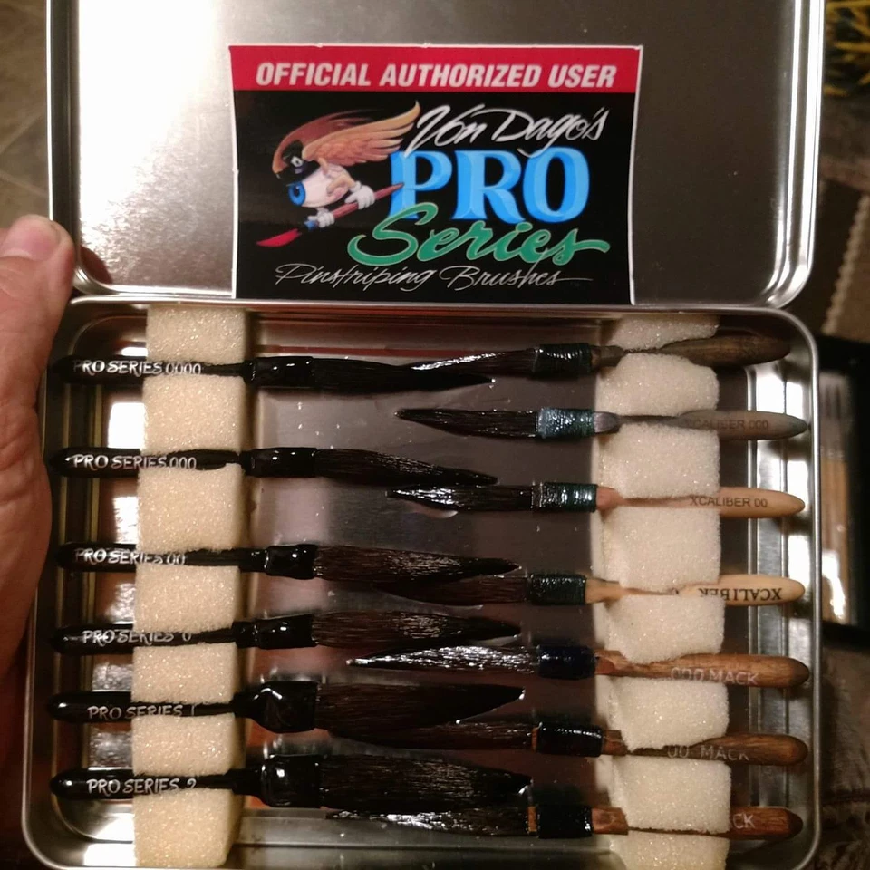 *METAL Leak Proof BRUSH BOX* for Keeping / Holding ""Your"" Pinstriping Brushes! Foto 1 de 4