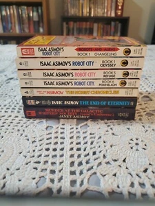 Lot of 7 Isaac Asimov Vintage Science Fiction Books Robot City Aliens Robots+ LN - Picture 1 of 4