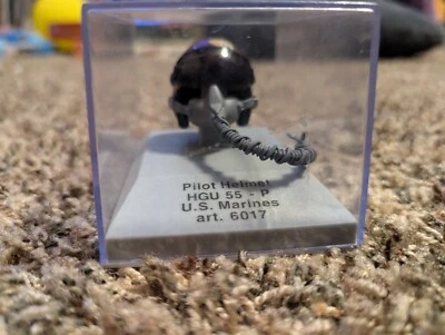 CDC ARMOUR 1/8 SCALE US MARINES HGU 55 DISPLAY JET FIGHTER PILOT  6017 - Image 1 of 4