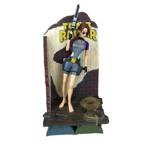 1998 Playmates Tomb Raider Lara Croft Wet Suit Action Figure Statue 11" Display - Picture 1 of 8