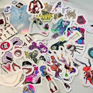 Monster High Random Mix of Character Stickers - Picture 1 of 3