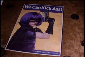 KICK ASS COMIC CON 2010 ROTOLO 27X40 POSTER FILM ORIGINALE CHLOE GRACE MORITZ HIT GIRL - Foto 1 di 1