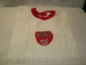 Toalla de té/toalla de béisbol hecha a mano de los Nacionales de Washington Grandes Ligas para niños/bebé babera NUEVA - Imagen 1 de 3