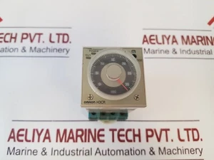 Lot of 2X OMRON H3CR-A Timer with base 0 to 30 sec - Picture 1 of 6