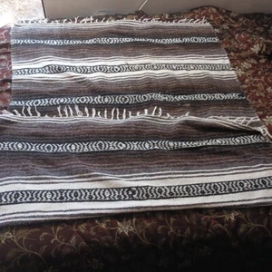 Vintage Mexikanische Serape Decke/Überwurf - Schwarz & Weiß mit Fransen - Bild 1 von 5