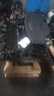 Conjunto completo de motor usado se adapta a: Chevrolet Blazer 2021 3,6 L VIN S octavo dígito o Foto 1 de 4