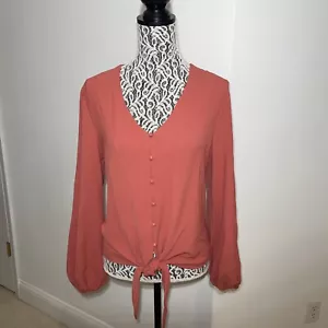 Brillt Women’s Size M Blouse Red Coral Stretchy Bow M Button V Neck New - Picture 1 of 12
