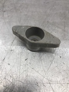 88-98 Chevy GMC OBS Sierra Silverado Camión Gato Caja de Almacenamiento Tuerca de Ala Gris C/K GM - Imagen 1 de 5