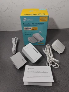 TP-Link TL-WPA4220 Powerline WLAN Extender 2 Ports - Bild 1 von 9