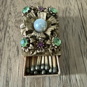 Vintage Jeweled Floral Gold Tone Matchbox w/ Matches - Picture 1 of 9