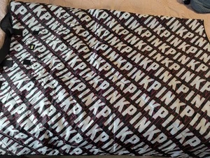 PINK VICTORIA'S SECRET Portable Blanket Packable Picnic Beach - PINK - NEW - Picture 1 of 3