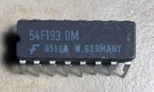Fairchild 54F193DM Military Synchronous Up/Down Binary Counter - NOS - Picture 1 of 1