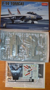 Academy 1634 - Kampfjet F-14 TOMCAT der US NAVY 1:100- OVP, TOP, SEHR RAR - Bild 1 von 1