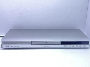GRAY TOSHIBA SD-3960SU1 DVD VIDEO PLAYER DIGITAL CINEMA PROGRESSIVE TESTED WORKS - Picture 1 of 9