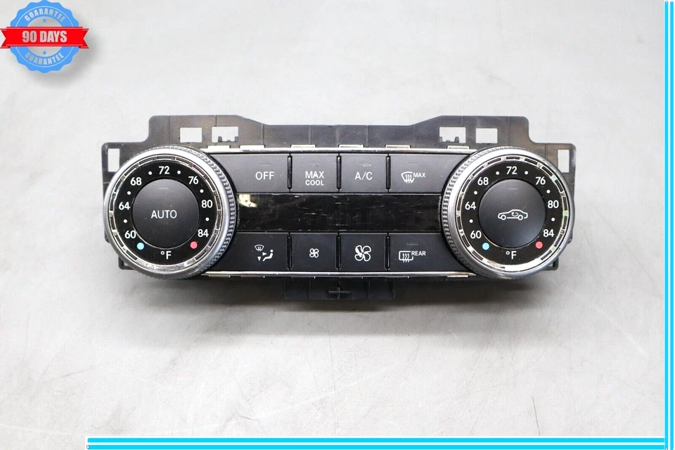 08-11 Mercedes C300 C63 AMG W204 AC A/C Heater Climate Control 2048300290 Oem - Image 1 of 4
