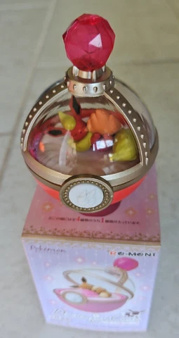 NEW FLAREON DREAMING CASE POKEMON EEVEE EVOLUTION MINI FIGURE RE-MENT WITH BOX! Cover
