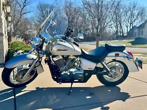 2005 Honda Shadow - Picture 1 of 5